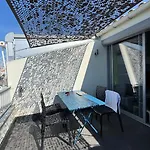 Διαμέρισμα Front Marina *